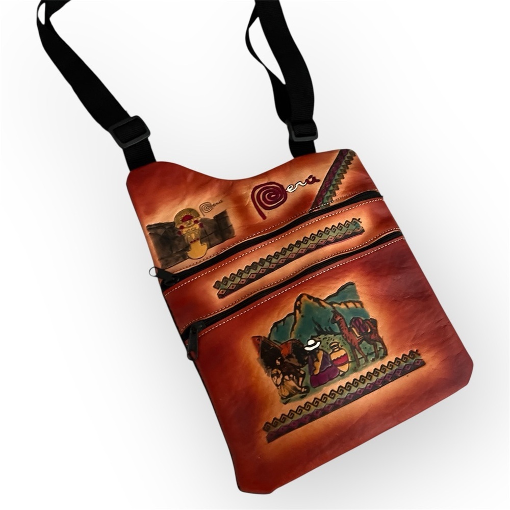 Peru Machu Picchu Leather Purse